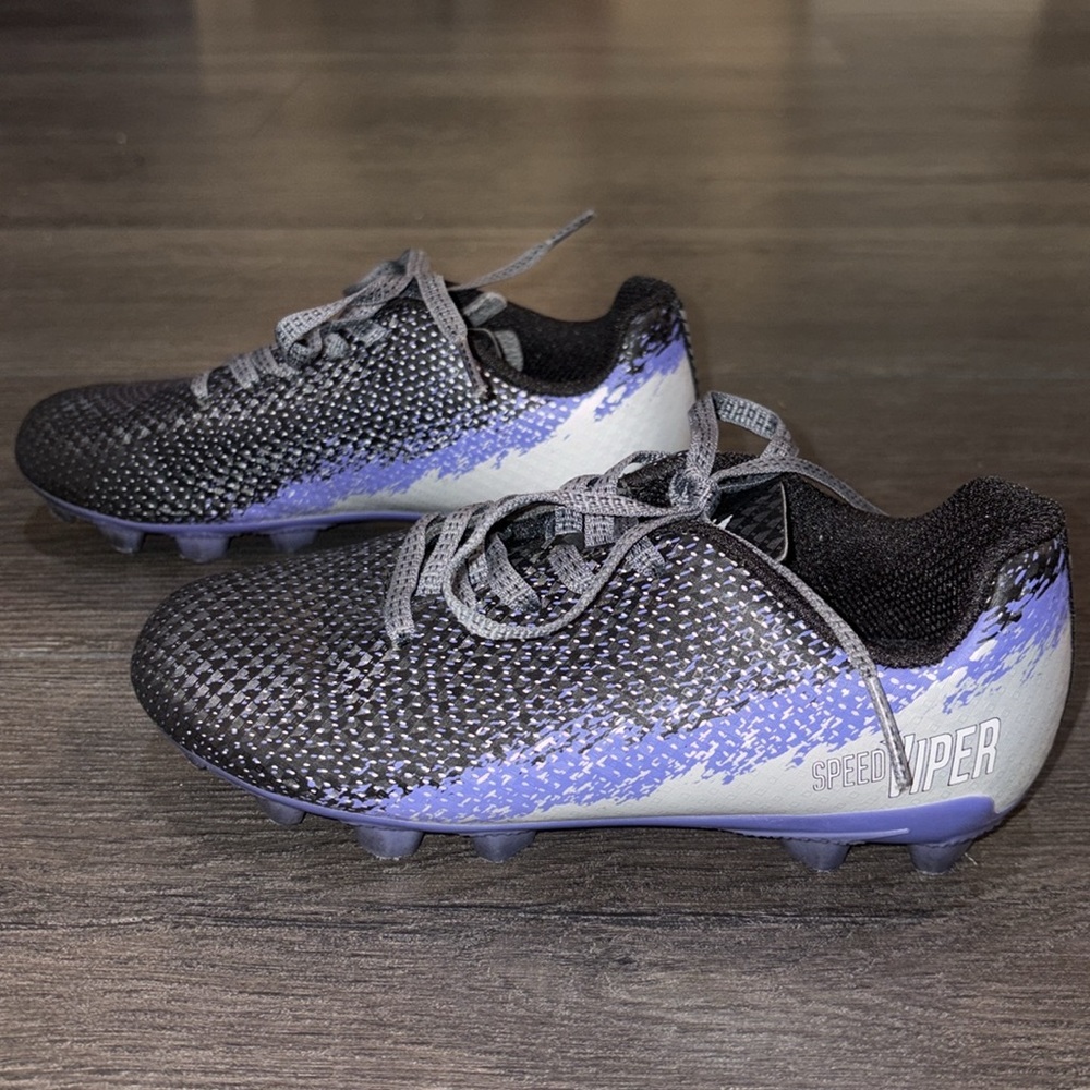 DSG Speed Viper Soccer Cleats Size 12 Black/Purple/Silver - Picture 4 of 13